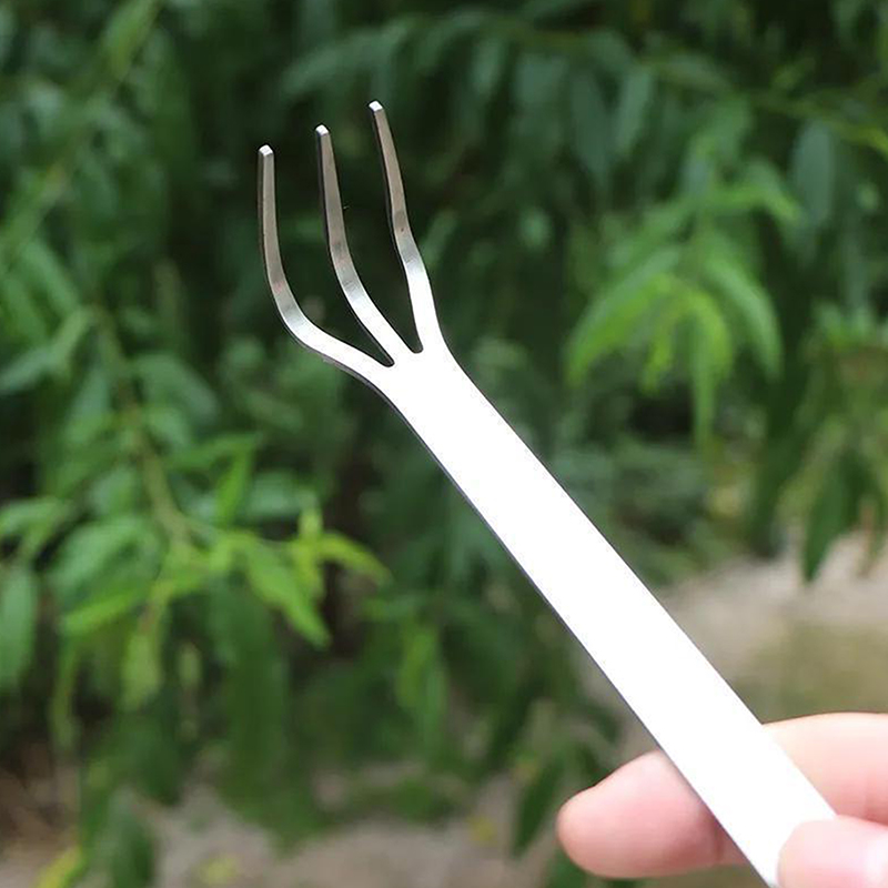 1Pc 3-Prong Loosen Soil Tool H - Bonsai Garden Rake 评论和价格